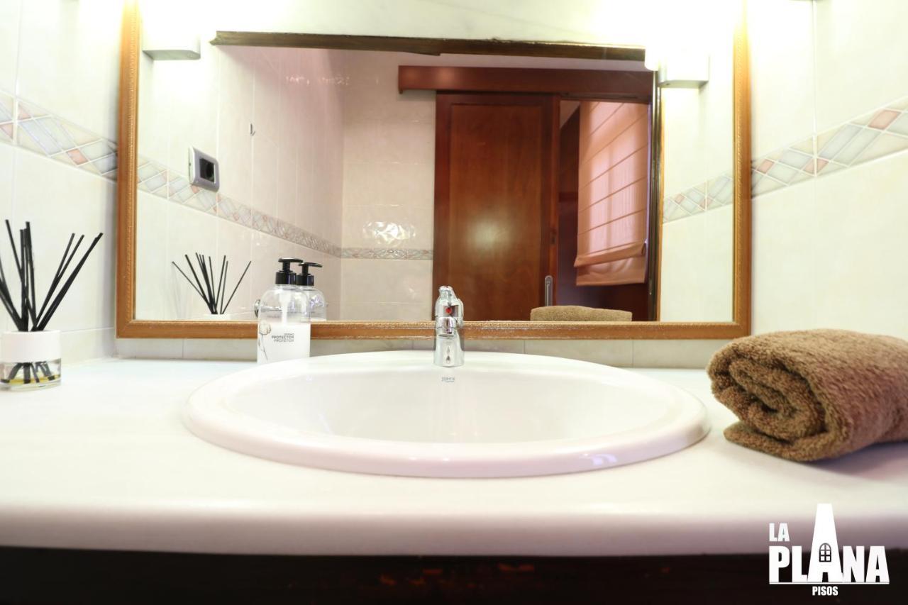 Piso En El Centro De Castellon Apartment กัสเตญองเดลาปลานา ภายนอก รูปภาพ